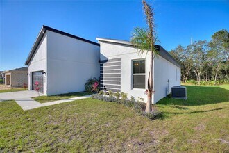337 Hibiscus Dr in Poinciana, FL - Building Photo - Building Photo