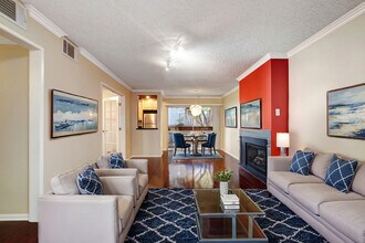 9103 Summertime Ln, Unit 103 in Culver City, CA - Foto de edificio - Building Photo