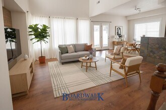 4949 W Duncan Meadow Ln in Riverton, UT - Building Photo - Building Photo