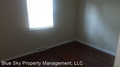 824 Oak St in Connersville, IN - Building Photo - Building Photo