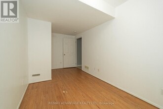 17 Sterling St in London, ON - Building Photo - Building Photo