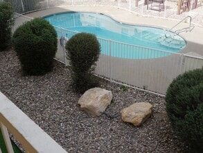 Kelso Vista Apartments in Tucson, AZ - Building Photo - Interior Photo