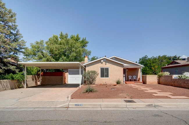 3521 Smith Ave SE in Albuquerque, NM - Building Photo - Building Photo