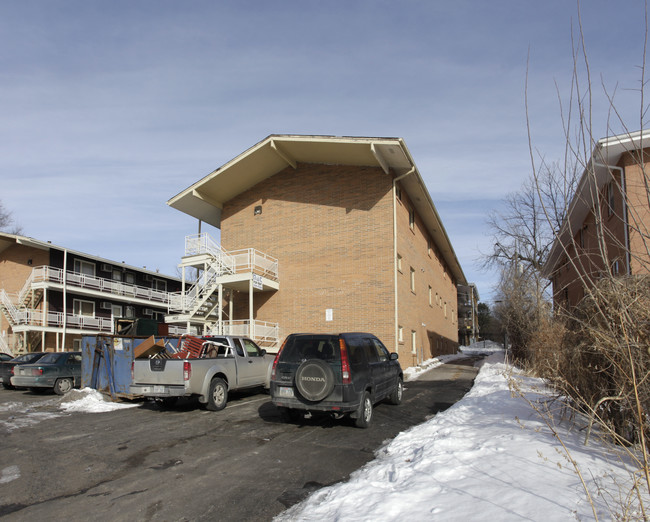 4852-4854 Taylor St in Omaha, NE - Foto de edificio - Building Photo