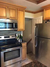 50 New England Ave, Unit A in Summit, NJ - Foto de edificio - Building Photo