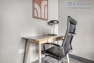 180 N Ada St, Unit FL8-ID491 in Chicago, IL - Building Photo - Building Photo