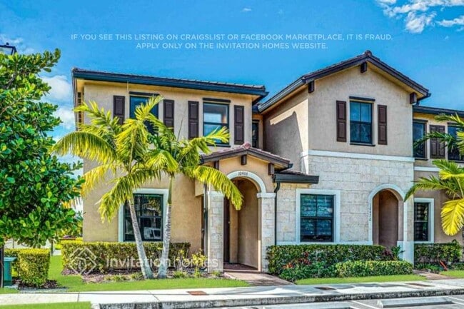 10466 W 33rd Way in Hialeah, FL - Building Photo - Building Photo