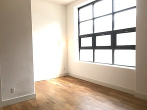 865 Grand St in Brooklyn, NY - Building Photo - Floor Plan