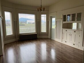 8654 Prest Rd in Chilliwack, BC - Building Photo - Building Photo