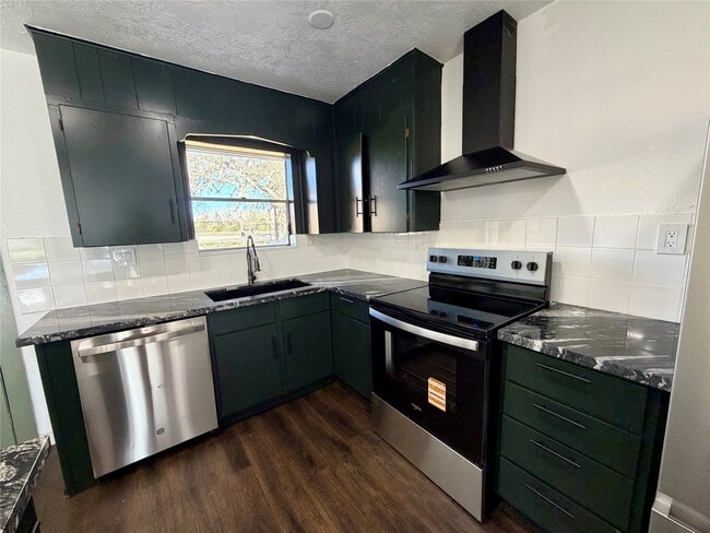 property at 100 Shady Oaks Ln