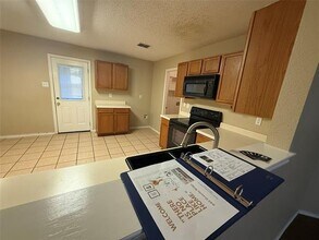 645 Granite Ridge Dr in Fort Worth, TX - Building Photo - Building Photo