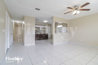 7664 Jester Ct, Unit 1-403 in Orlando, FL - Building Photo - Building Photo