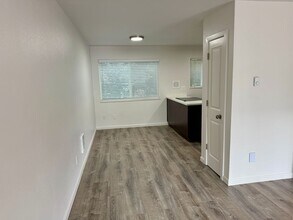 4115 SE Holgate Blvd in Portland, OR - Building Photo - Building Photo