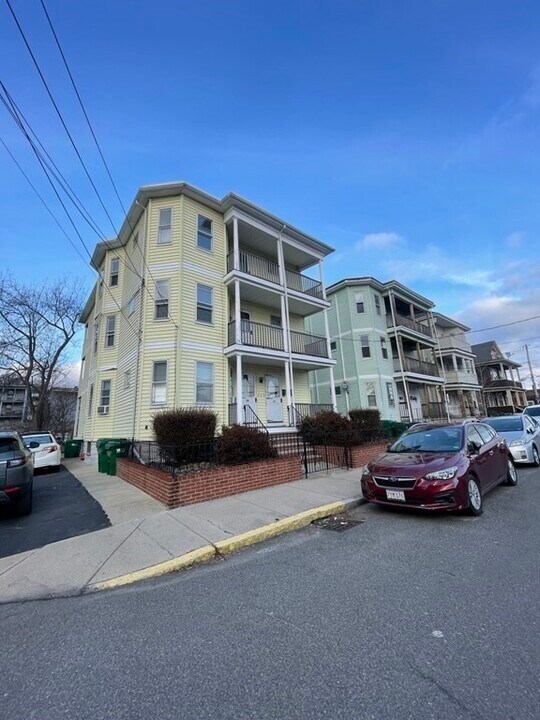 50 Lambert St, Unit #1 in Medford, MA - Building Photo