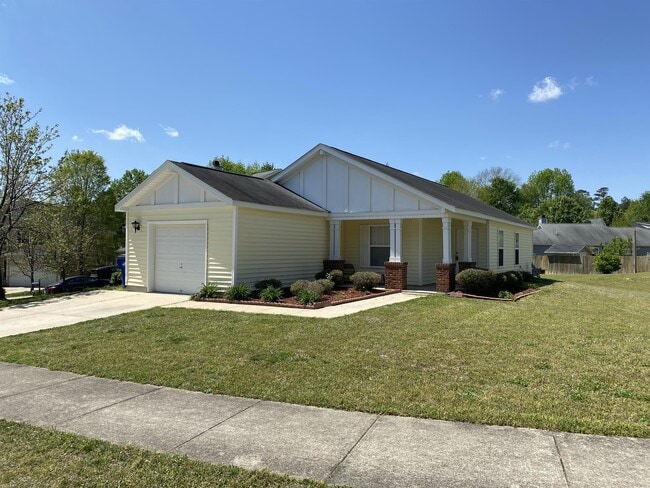 property at 3828 Satinleaf Dr