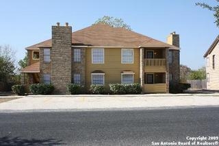 7527 Windsor Oaks in San Antonio, TX - Foto de edificio