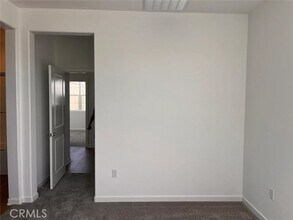 2557 E Lincoln Paseo in Ontario, CA - Building Photo - Building Photo