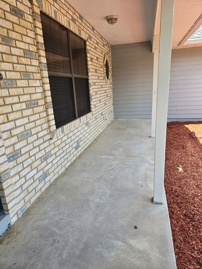 1440 S Hillock Terrace in Inverness, FL - Building Photo - Building Photo