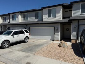 384 W 2050 N in Cedar City, UT - Building Photo