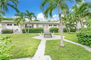 1050 98th St in Bay Harbor Islands, FL - Building Photo