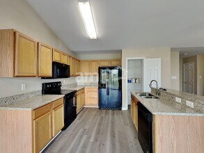 6000 Softwind Dr in Clayton, NC - Building Photo - Building Photo