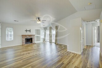 1430 Markham Ravine Dr in Lincoln, CA - Building Photo - Building Photo
