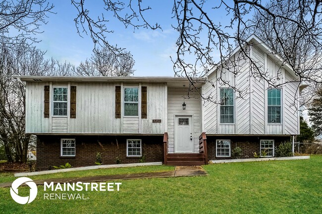 property at 6820 Briarwood Dr