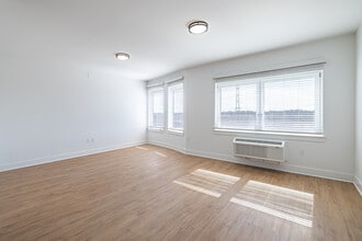 Meridia Bound Brook 1 in Bound Brook, NJ - Building Photo - Interior Photo