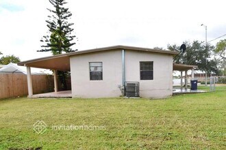 5115 SW 112th Ave in Miami, FL - Building Photo - Building Photo