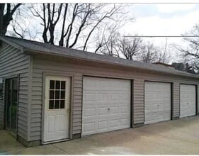 2257 E Eichel Ave in Evansville, IN - Foto de edificio - Building Photo