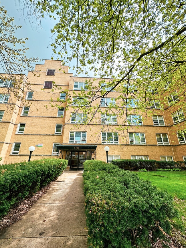 5335 N California Ave in Chicago, IL - Building Photo - Building Photo