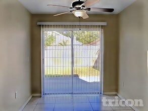 2434 Sagemont Dr in Brandon, FL - Building Photo - Building Photo