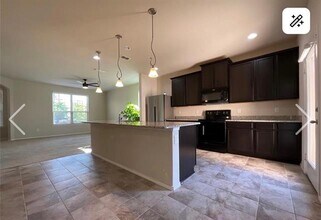 1005 Holly Anne Ln in Aubrey, TX - Building Photo - Building Photo