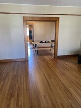 817 W Walnut St in Carbondale, IL - Building Photo - Building Photo