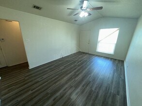 1011 Industrial Ave in Copperas Cove, TX - Building Photo - Building Photo