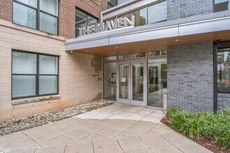 145 Riverhaven Dr, Unit 430 in Oxon Hill, MD - Building Photo - Building Photo