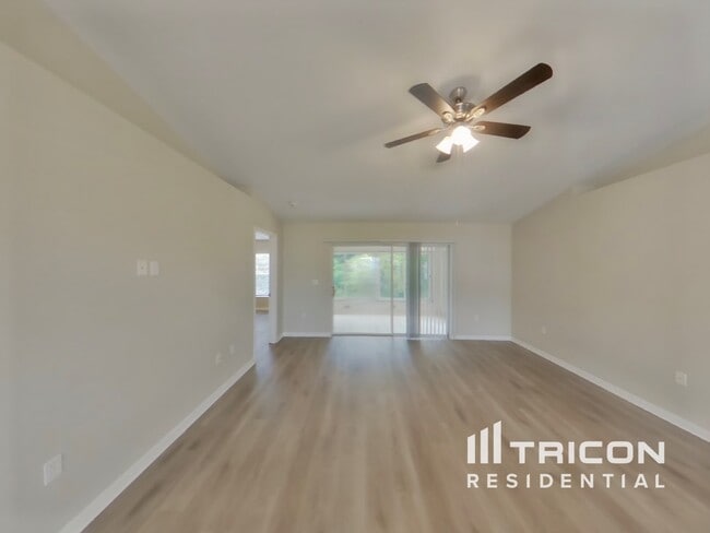 6534 Covewood Dr in Spring Hill, FL - Building Photo - Building Photo