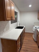 566 S 29th St in Richmond, CA - Building Photo - Building Photo