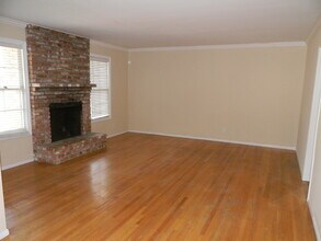 1306 E Mayfair Ave in Orange, CA - Building Photo - Building Photo