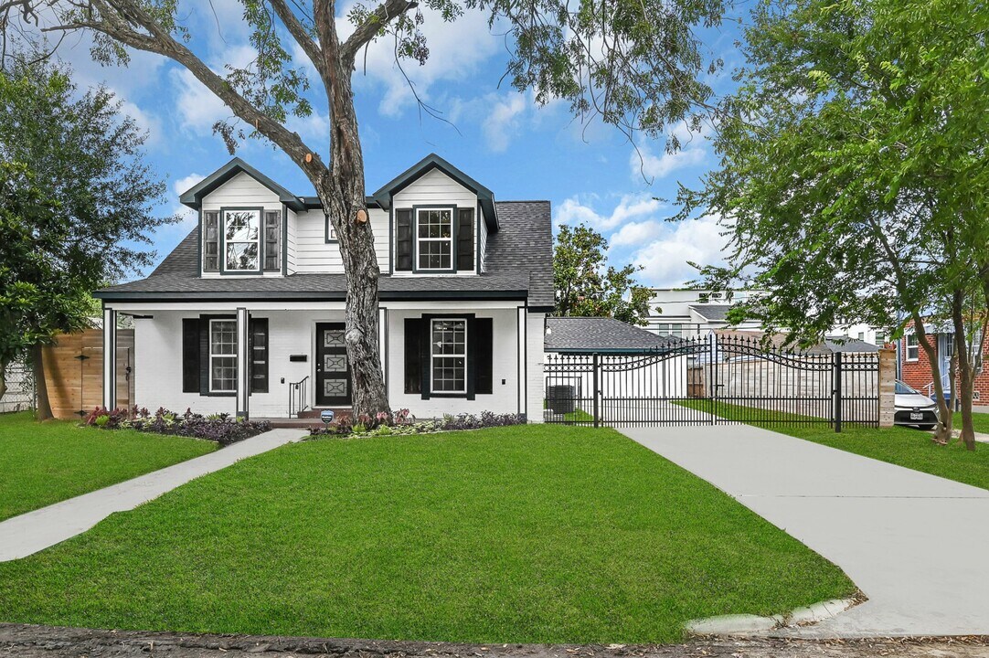 3343 Tampa St in Houston, TX - Building Photo