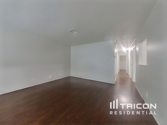 325 Ladera Dr in Vallejo, CA - Building Photo - Building Photo