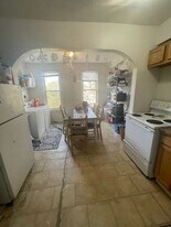 27 Welsford St in Pittsburgh, PA - Building Photo