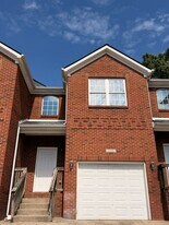 223 Ridgewood Dr in Nicholasville, KY - Building Photo
