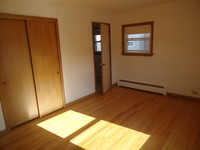 4950 Greenwood St, Unit 2E photo'