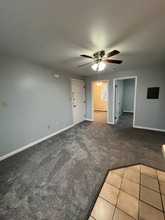 30 Carolyn Terrace, Unit B in Roselle, NJ - Building Photo - Building Photo