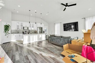 4621 Collins Ave in Dallas, TX - Building Photo - Building Photo