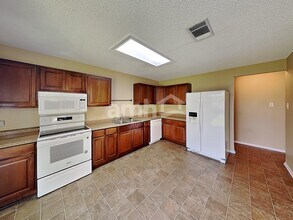 2707 Vinson Ct in Round Rock, TX - Building Photo - Building Photo