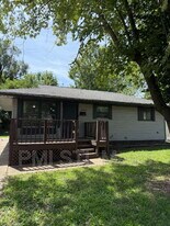 10870 Spring Garden Dr in St. Louis, MO - Building Photo