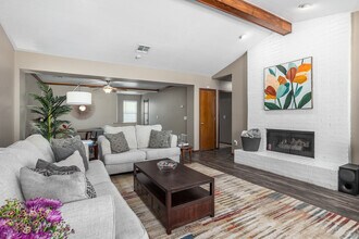 Garden Gate in Oklahoma City, OK - Building Photo - Interior Photo