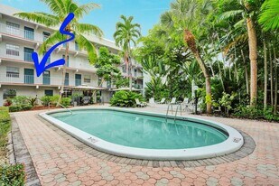 1407 NE 56th St, Unit 207 in Fort Lauderdale, FL - Building Photo